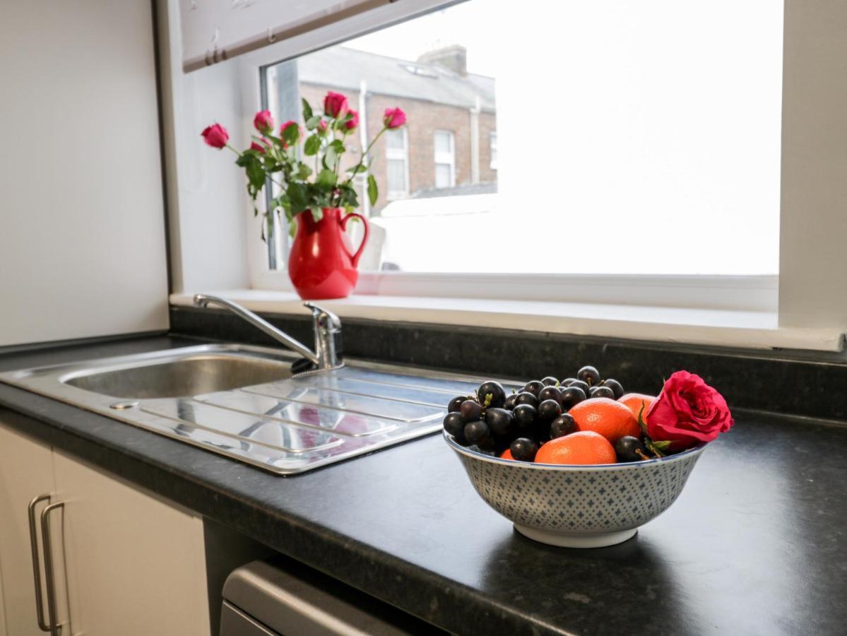 Harbour Hideaway Villa Whitby Ngoại thất bức ảnh