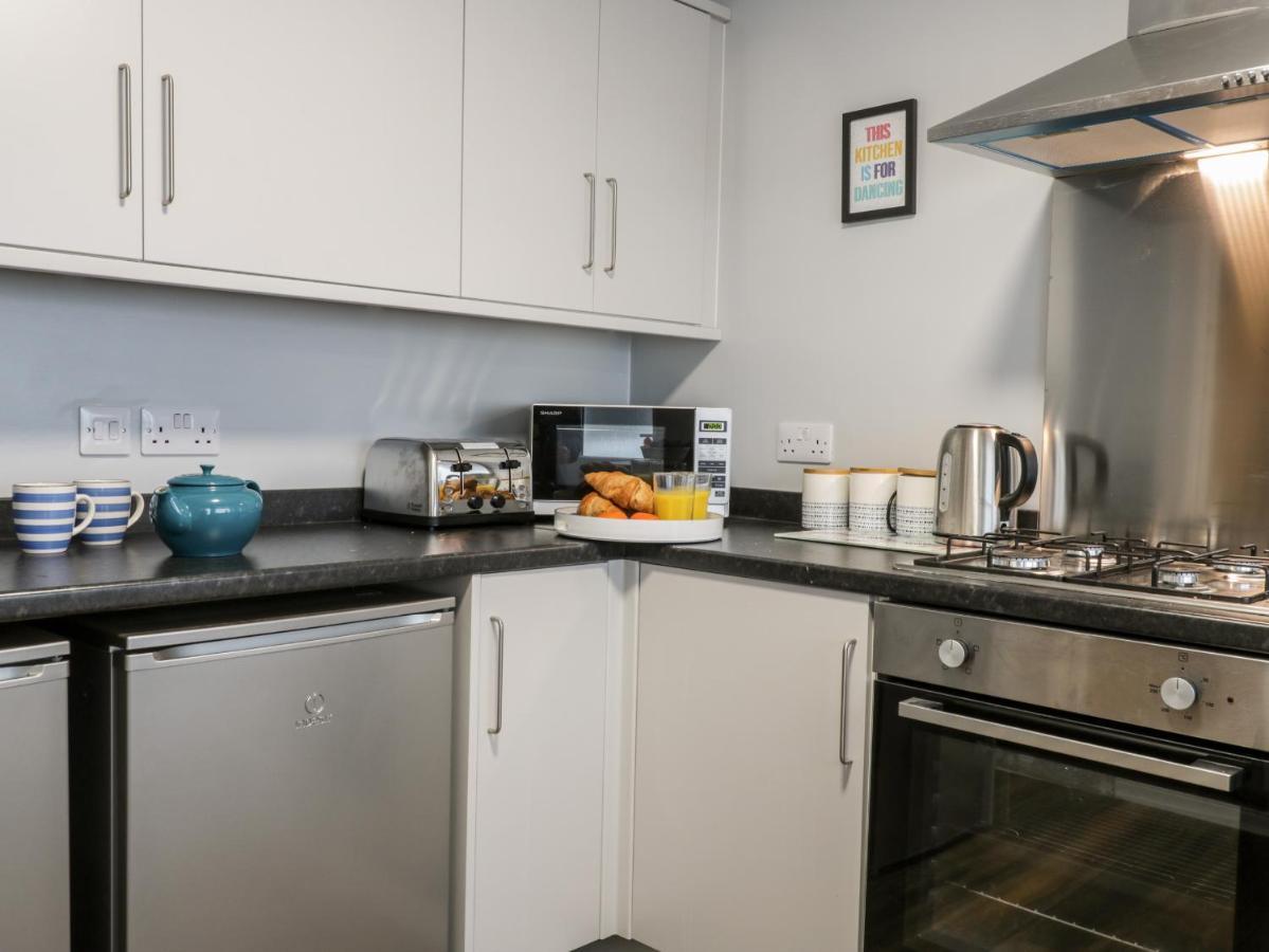 Harbour Hideaway Villa Whitby Ngoại thất bức ảnh