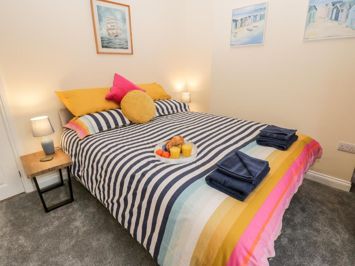 Harbour Hideaway Villa Whitby Ngoại thất bức ảnh