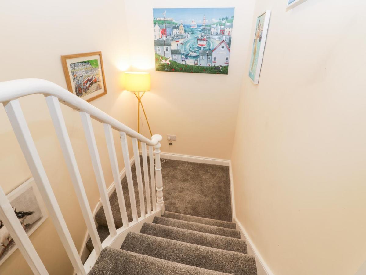 Harbour Hideaway Villa Whitby Ngoại thất bức ảnh